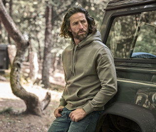 HOODED SWEATSHIRT